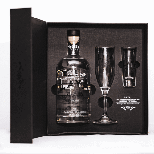 Caja de regalo Tequila Laya Añejo Cristalino